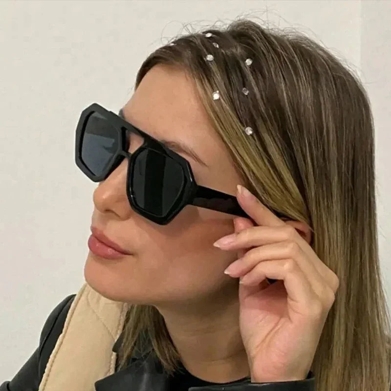 Fashion Sunglasses Luxury Designer Colored Lenses Sun Shade Glasses for Women Vintage UV400 Brand Sun Glasses