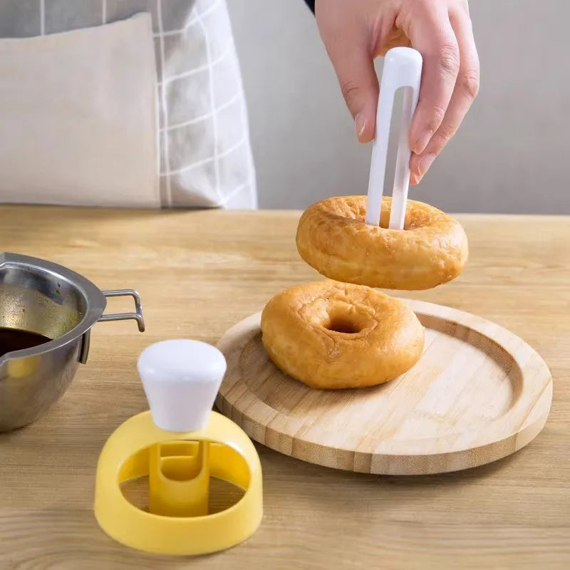 Donut Cake Mold DIY Creative Doughnuts Kitchen Tools Cooking Cutter Food Desserts Bread Pastry Chocolate Maker Baking Tool Deco
