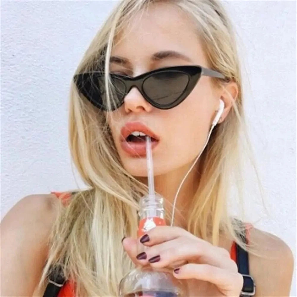 Vintage Cat Eye Sunglasses for Women Small Frame Retro Sunglasses UV400 Protection Eyewear Fashion Trendy Streetwear Accessories