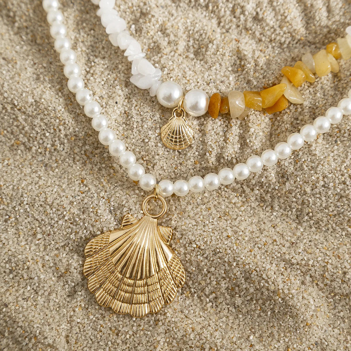 Boho Shell Starfish Shape Pendant Necklace for Women Imitation Pearl Layered Chain Necklace Summer Beach Neck Jewelry