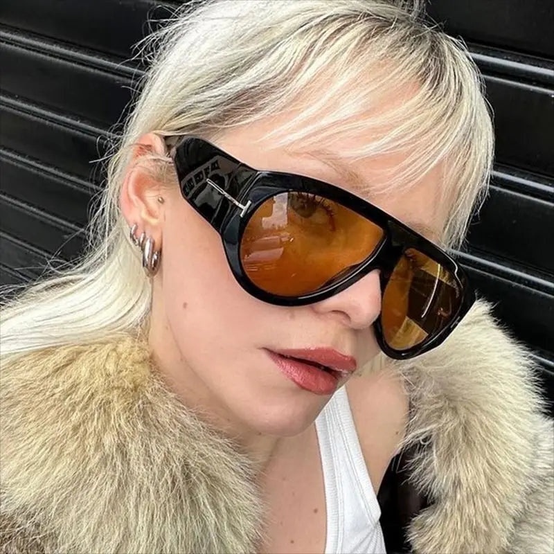 New Vintage Woman Oval Shape Sunglasses Brand Designer Sun Glasses Trendy Street Shoot Shades Eyewear UV400 Gafas De Sol