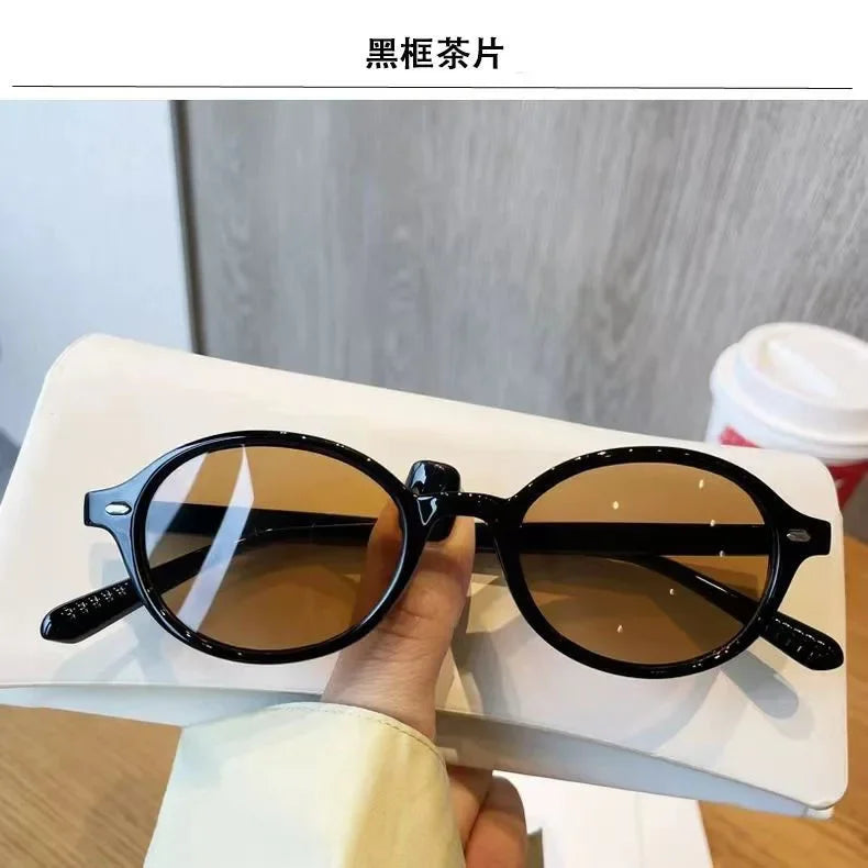 Retro Small Oval Sunglasses Women Men Rivets Shades Fashion Eyewear Luxury Sun Glasses UV400  Female