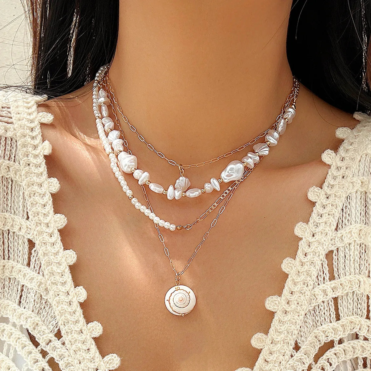Boho Shell Starfish Shape Pendant Necklace for Women Imitation Pearl Layered Chain Necklace Summer Beach Neck Jewelry