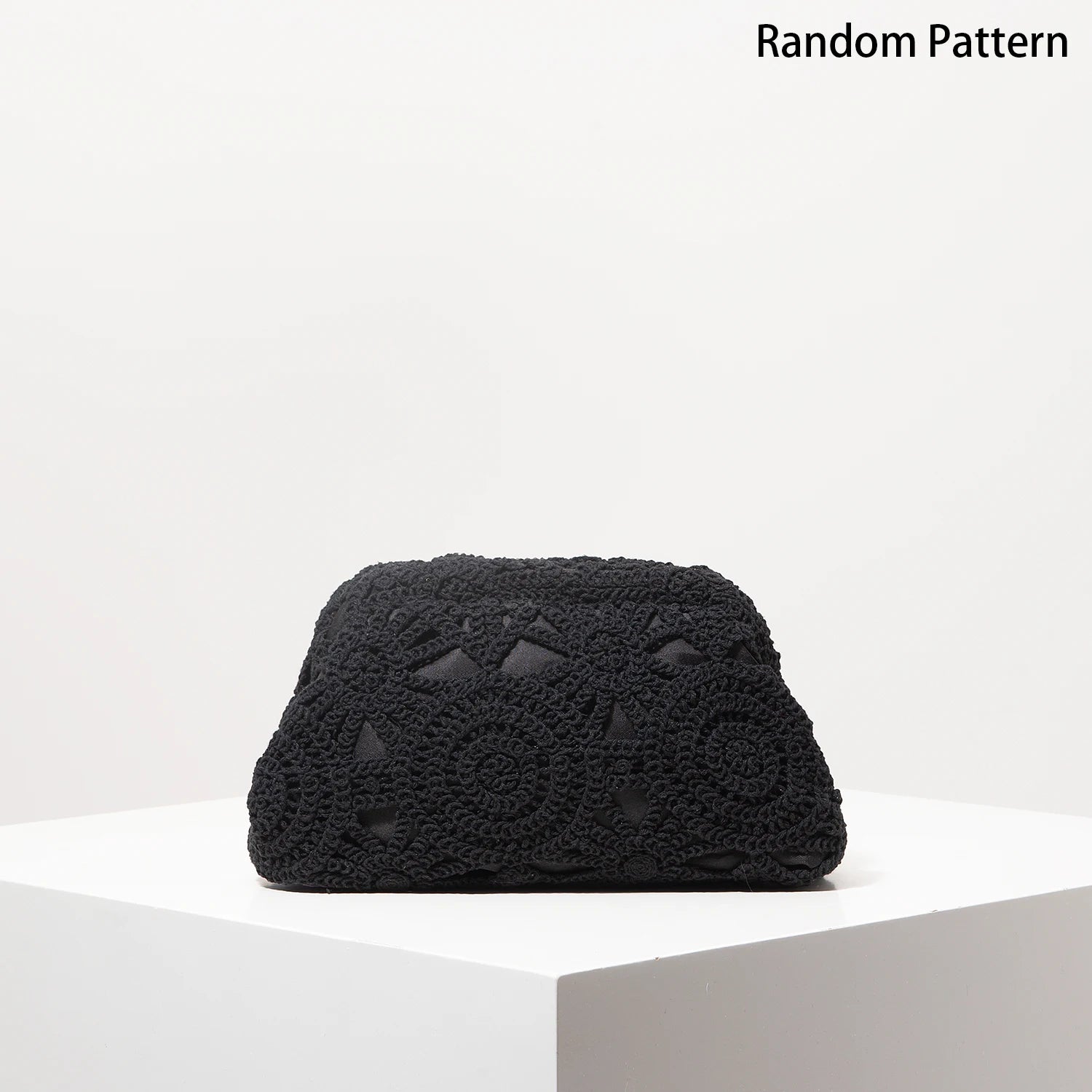 Pattern hollow woven bag, simple clutch bag, Bohemian clip bag, holiday casual straw purse, beach bag (random pattern)