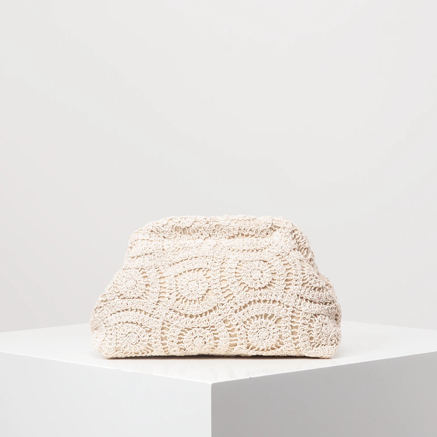 Pattern hollow woven bag, simple clutch bag, Bohemian clip bag, holiday casual straw purse, beach bag (random pattern)